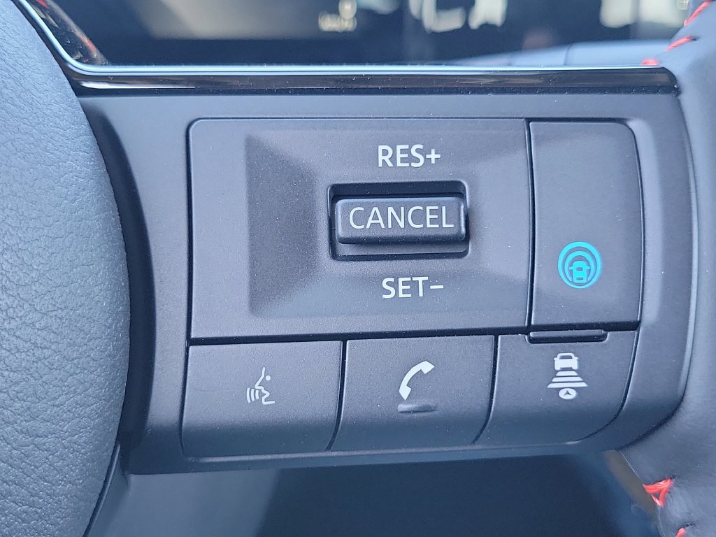 New 2026 Nissan Kicks SR FWD image 7