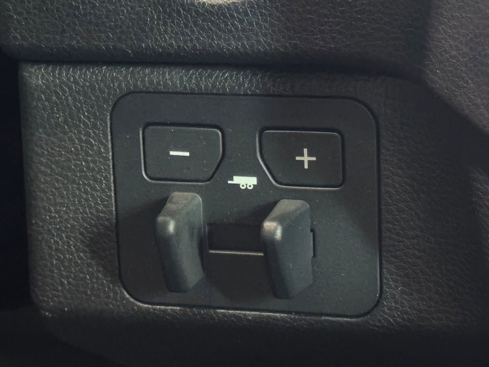 New 2026 Toyota Tundra SR5 AWD/4WD image 28