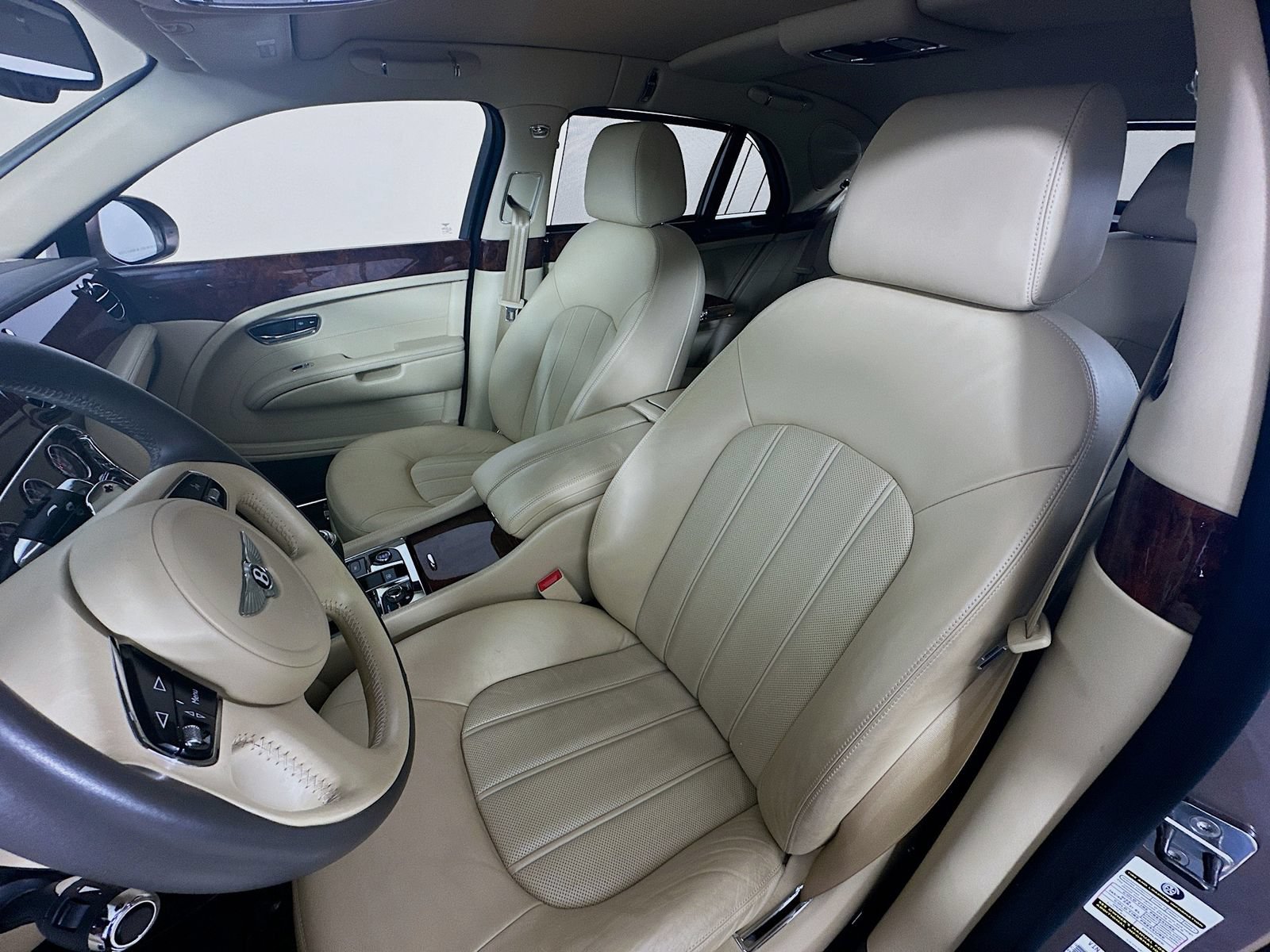 Used 2011 Bentley Mulsanne RWD image 26