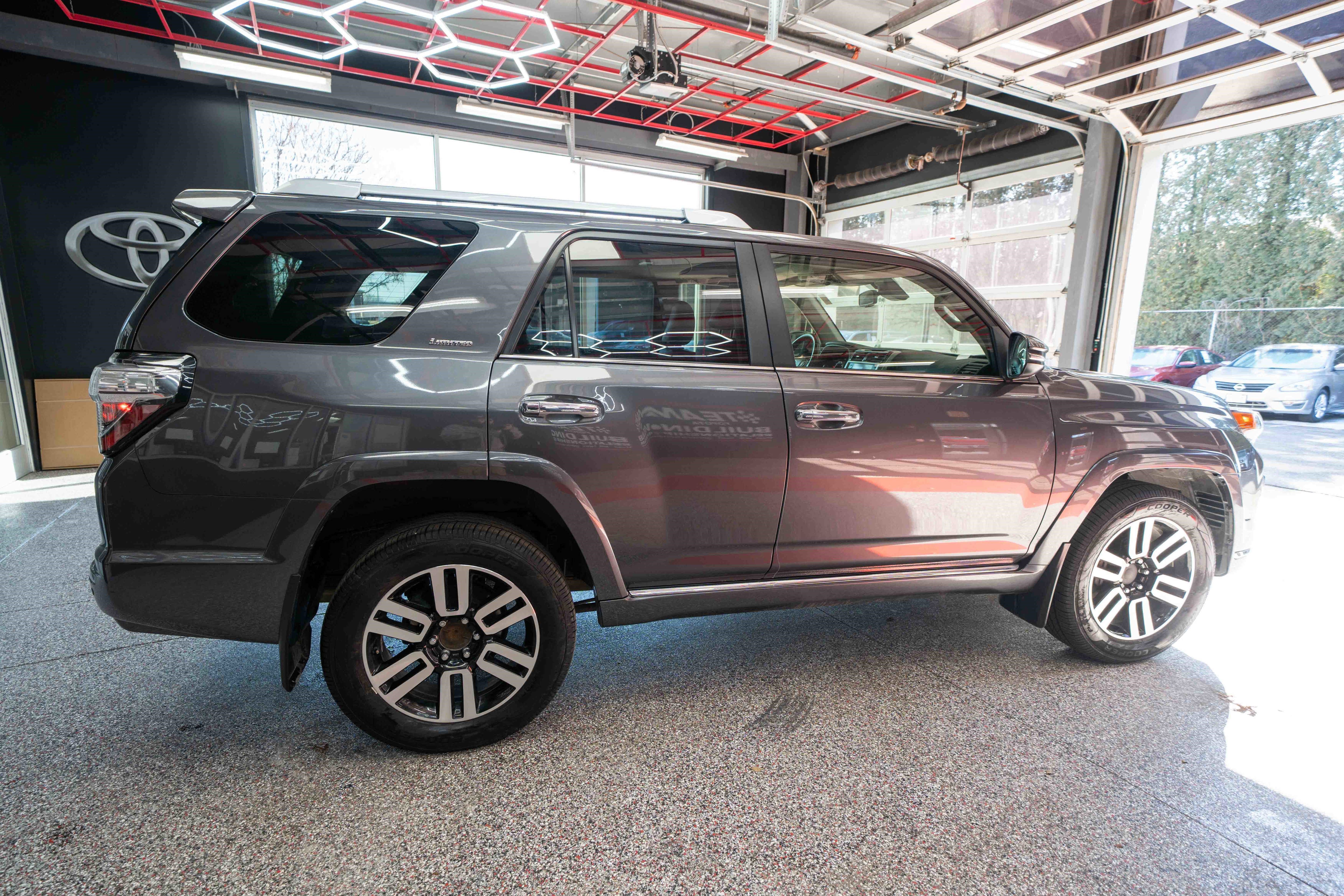 Used 2023 Toyota 4Runner Limited image 4