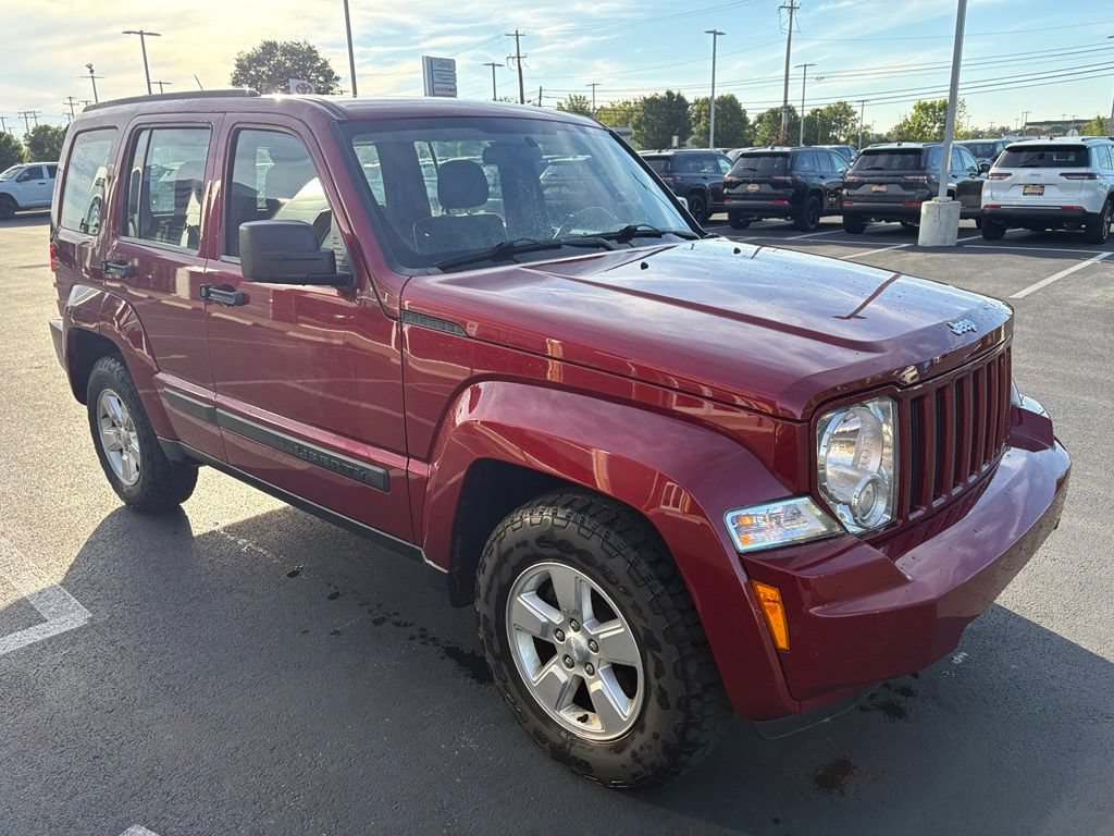 Used 2012 Jeep Liberty Sport AWD/4WD image 7