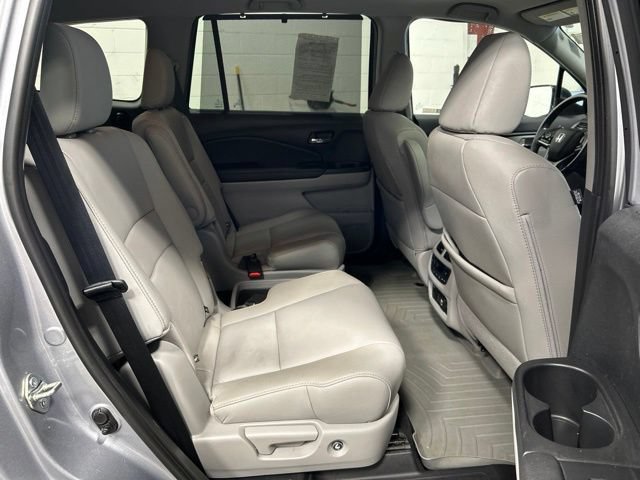 Used 2020 Honda Pilot Touring image 18