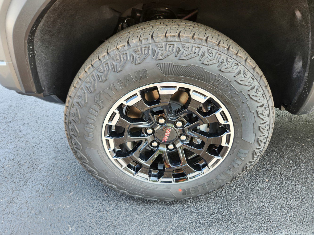 New 2026 GMC Canyon AT4 image 27