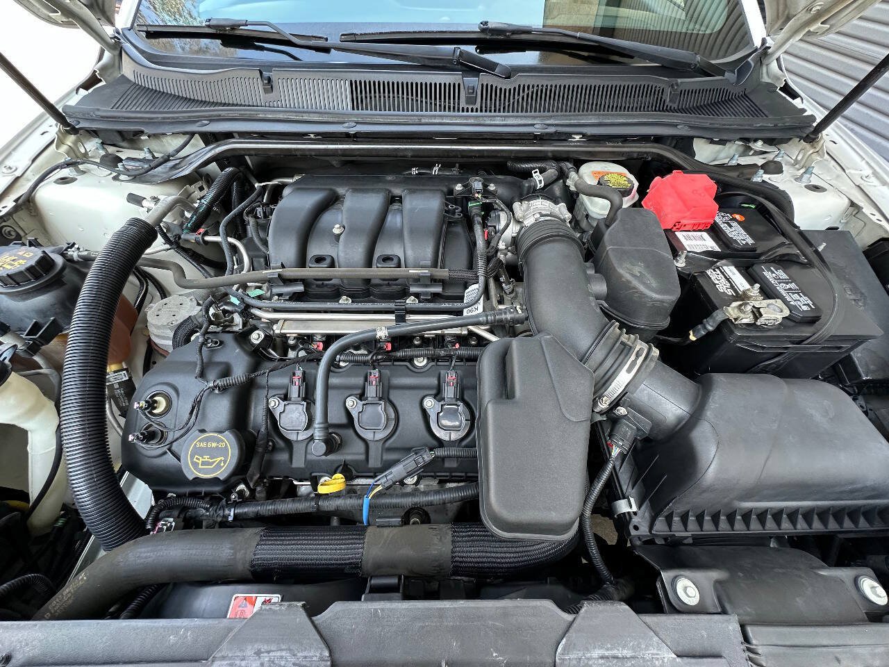 Used 2015 Ford Taurus Police Interceptor AWD image 39