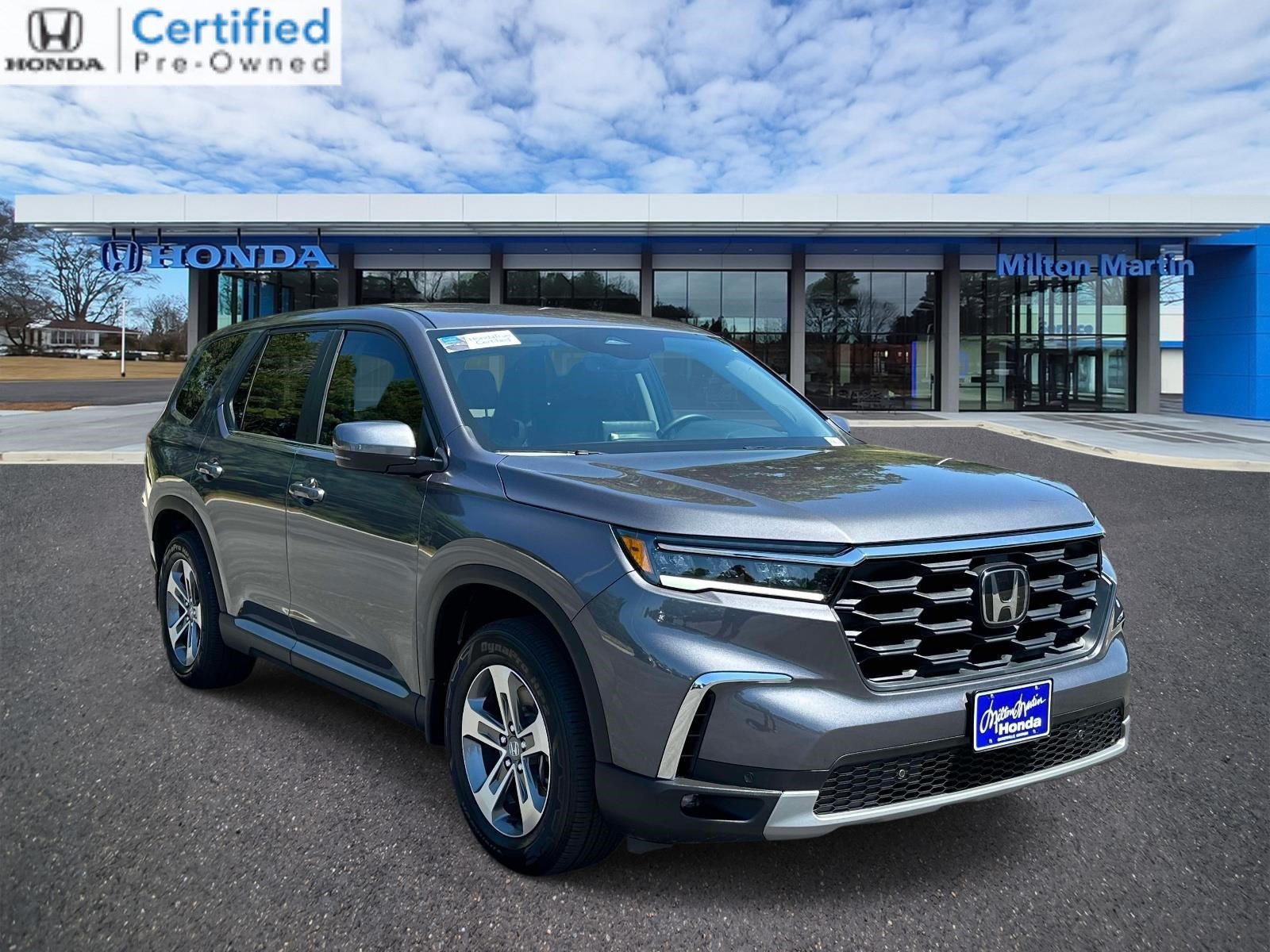 Certified 2025 Honda Pilot EX-L image 1