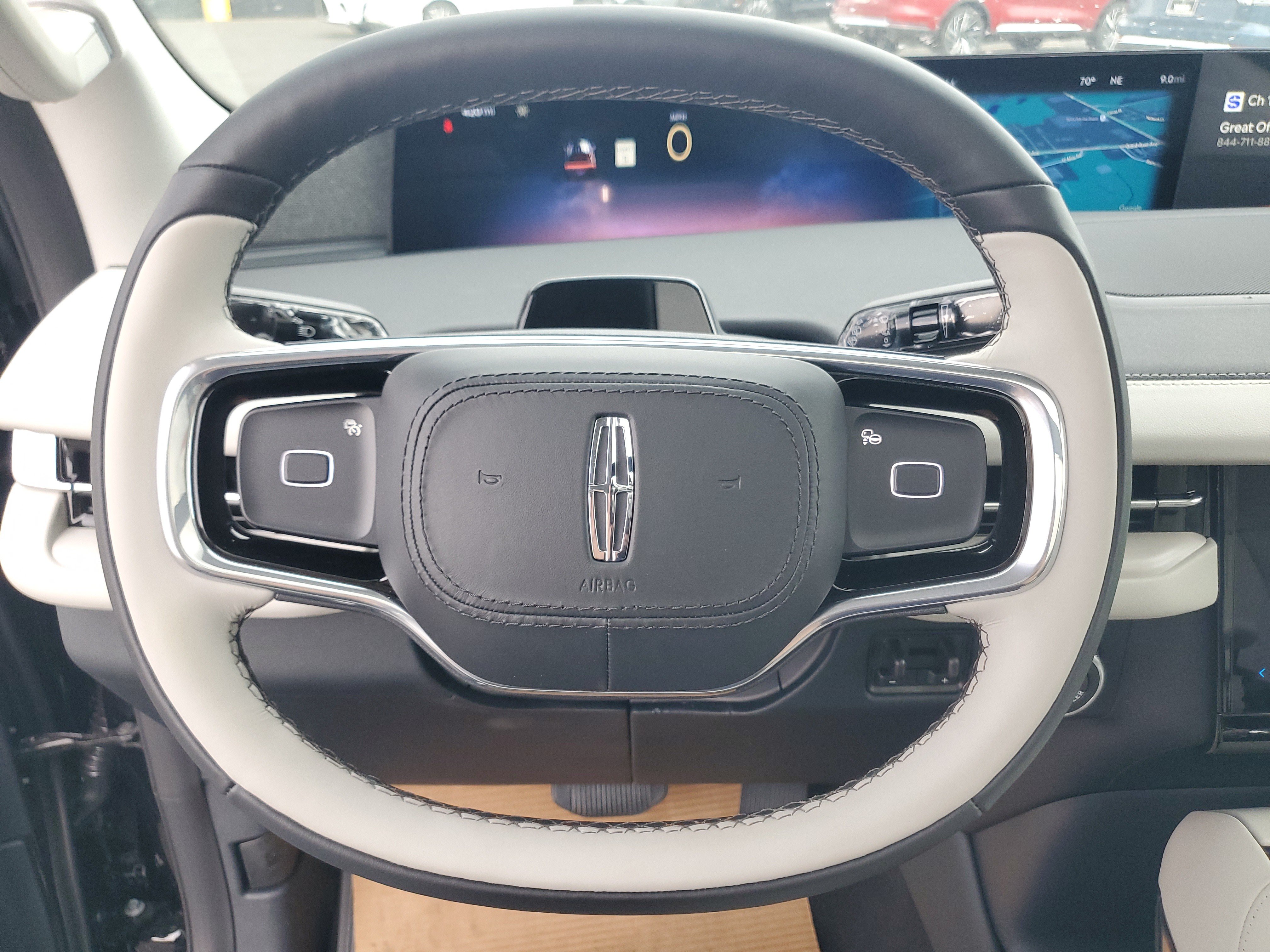 New 2026 Lincoln Navigator Reserve AWD/4WD image 16