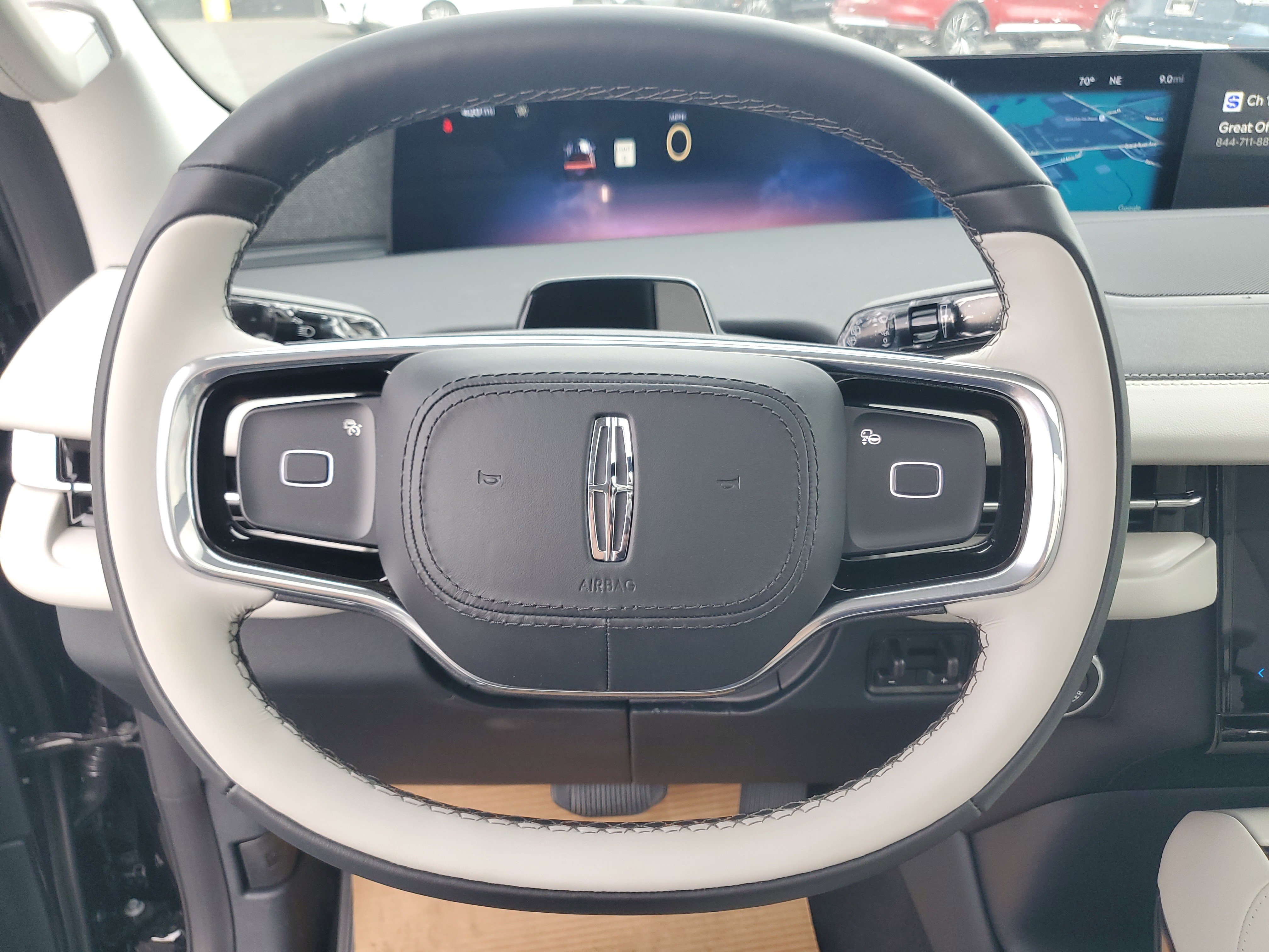 New 2026 Lincoln Navigator Reserve image 16