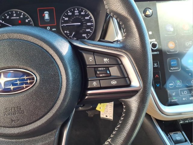 Used 2024 Subaru Outback Premium AWD/4WD image 17