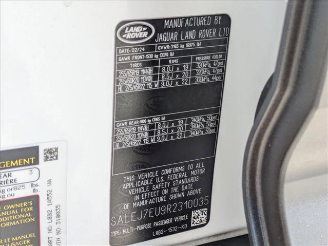 Used 2024 Land Rover Defender 110 S image 26
