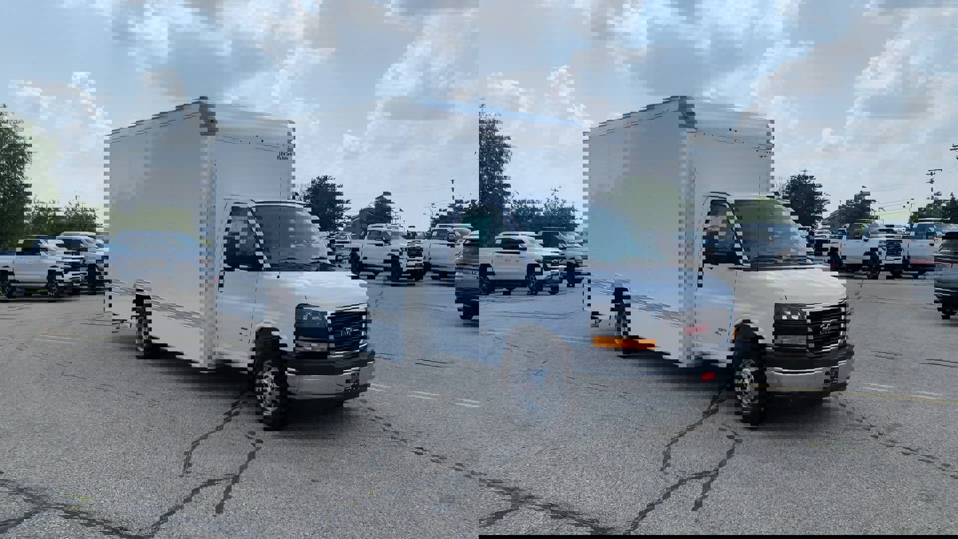 New 2024 GMC Savana 4500 w/ Power Convenience Package image 2