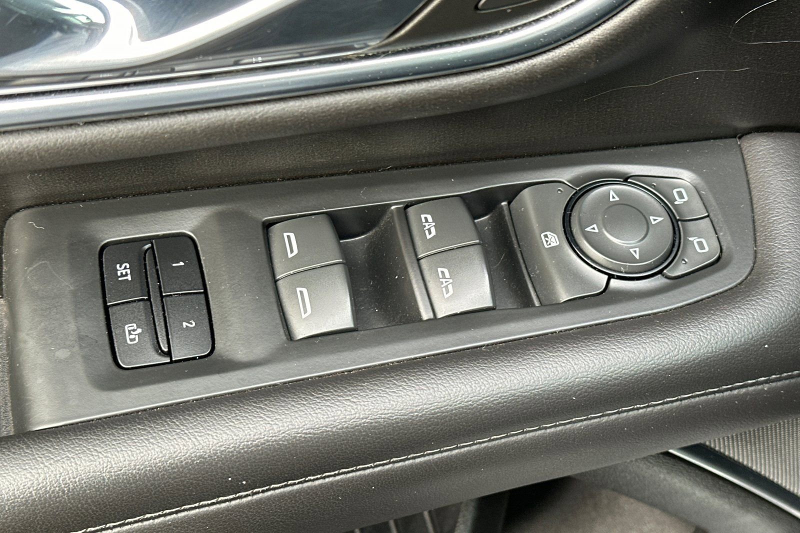 Used 2021 Chevrolet Tahoe Z71 image 12