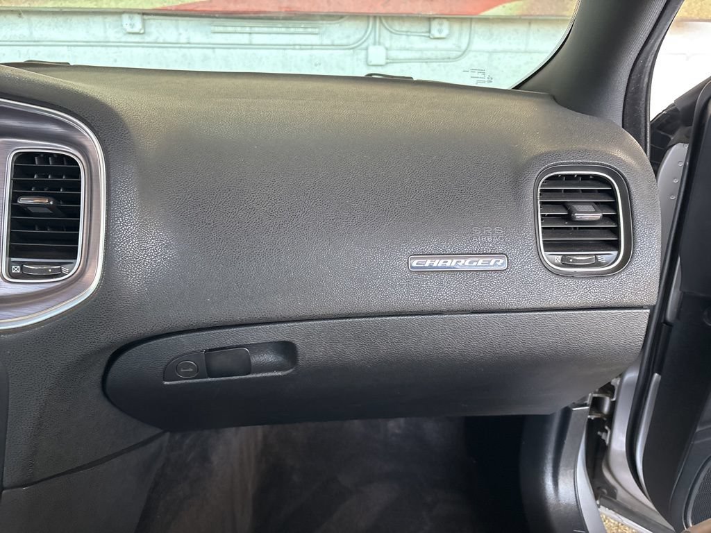 Used 2015 Dodge Charger SE w/ Popular Equipment Group RWD image 15