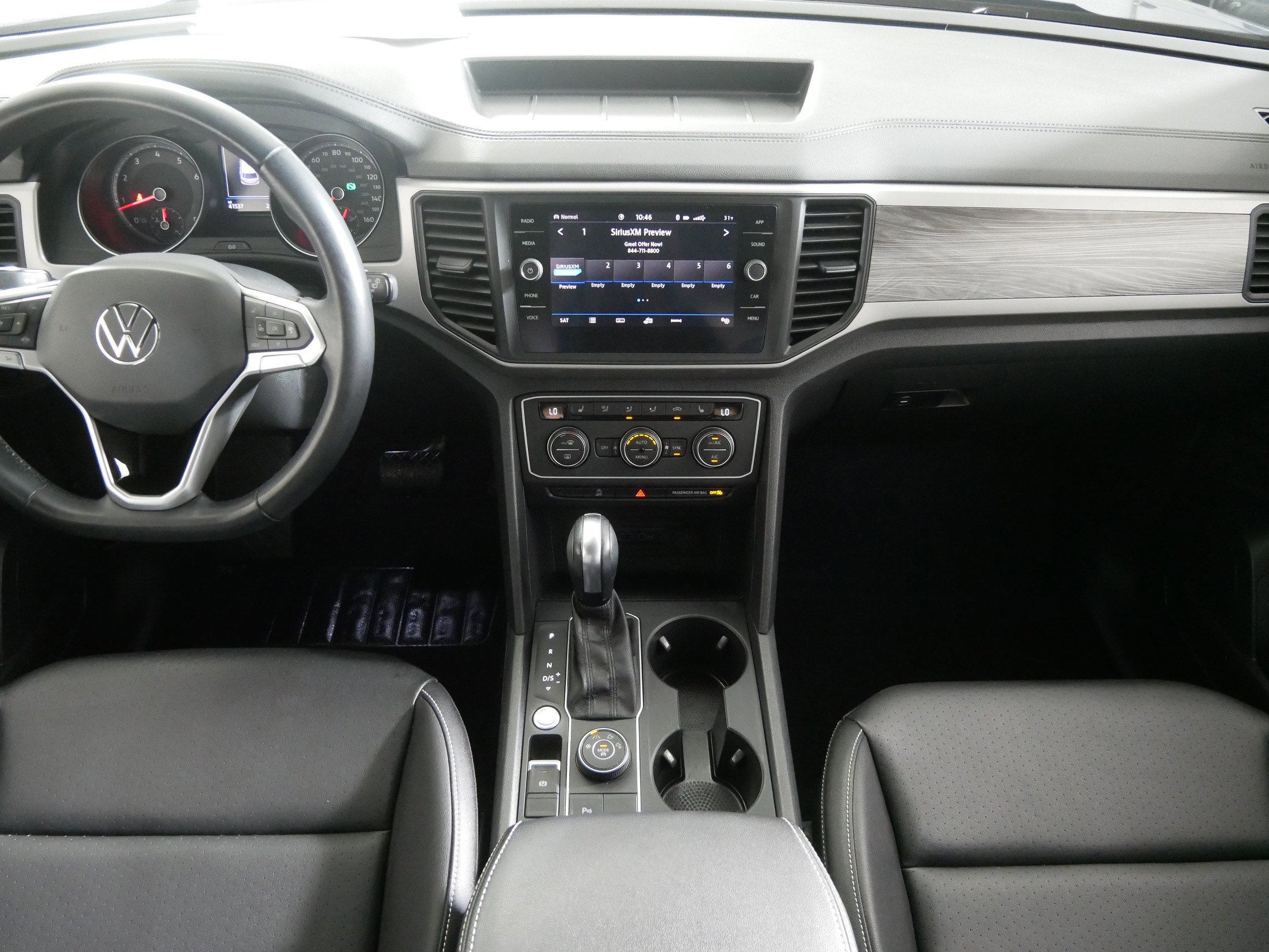 Certified 2020 Volkswagen Atlas Cross Sport SE image 10