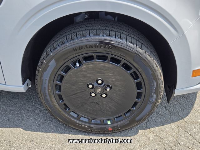 New 2026 Ford Maverick Lobo AWD/4WD image 16
