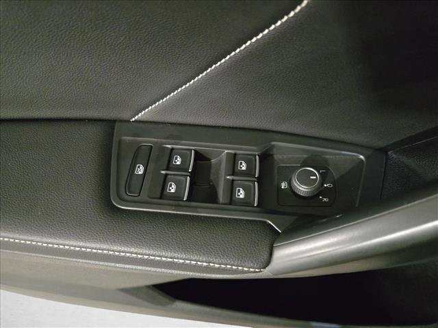 Used 2024 Volkswagen Tiguan SE image 28