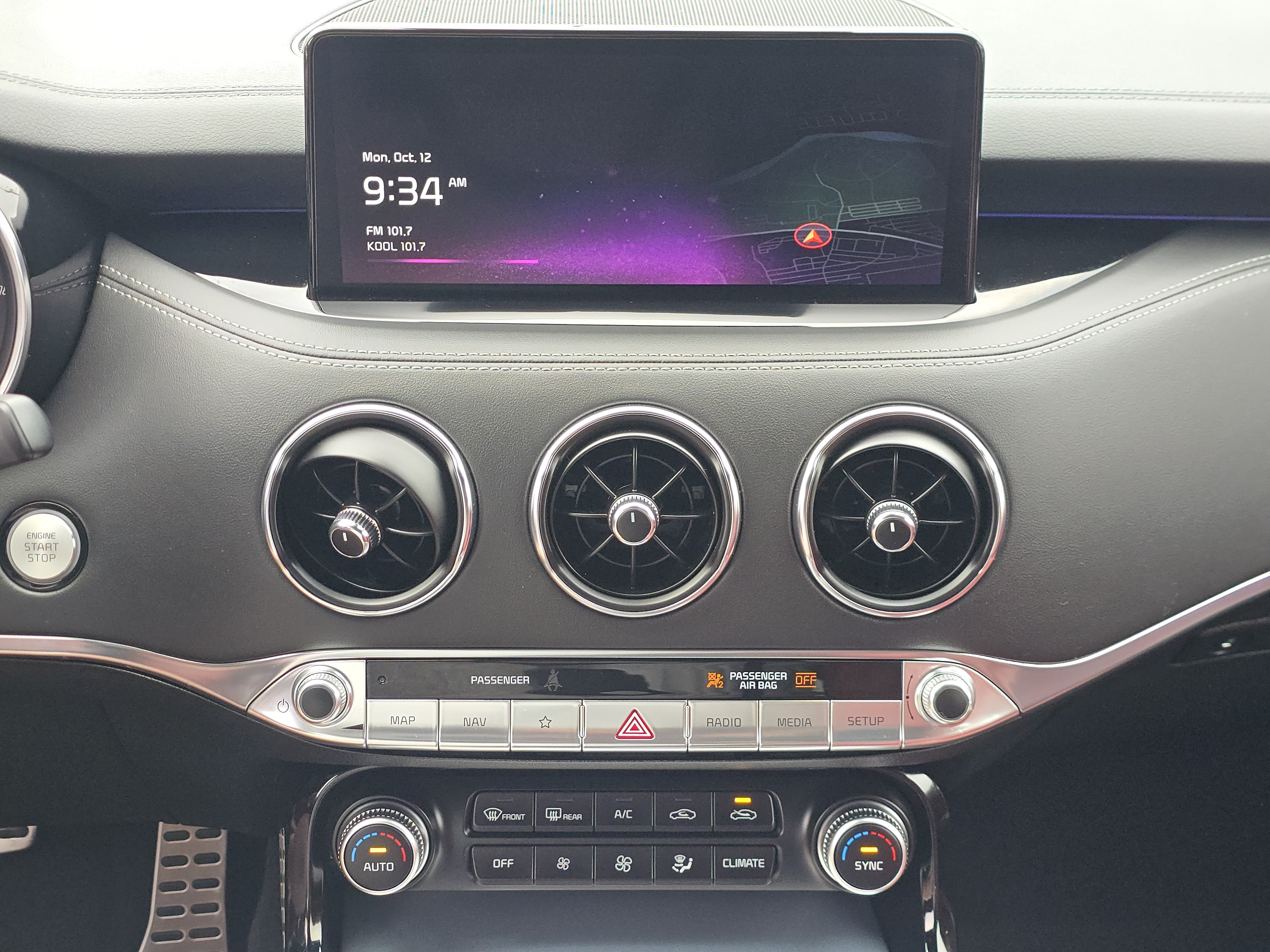 Used 2023 Kia Stinger GT2 RWD image 25