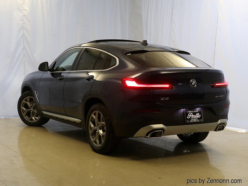 Used 2025 BMW X4 xDrive30i w/ Premium Package image 9
