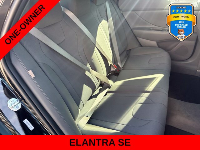 Used 2026 Hyundai Elantra SE FWD image 14