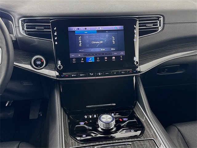 Used 2022 Jeep Wagoneer Series III w/ Flexible Seating Group image 26