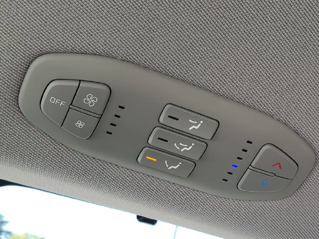 Used 2020 Kia Sedona EX FWD image 33