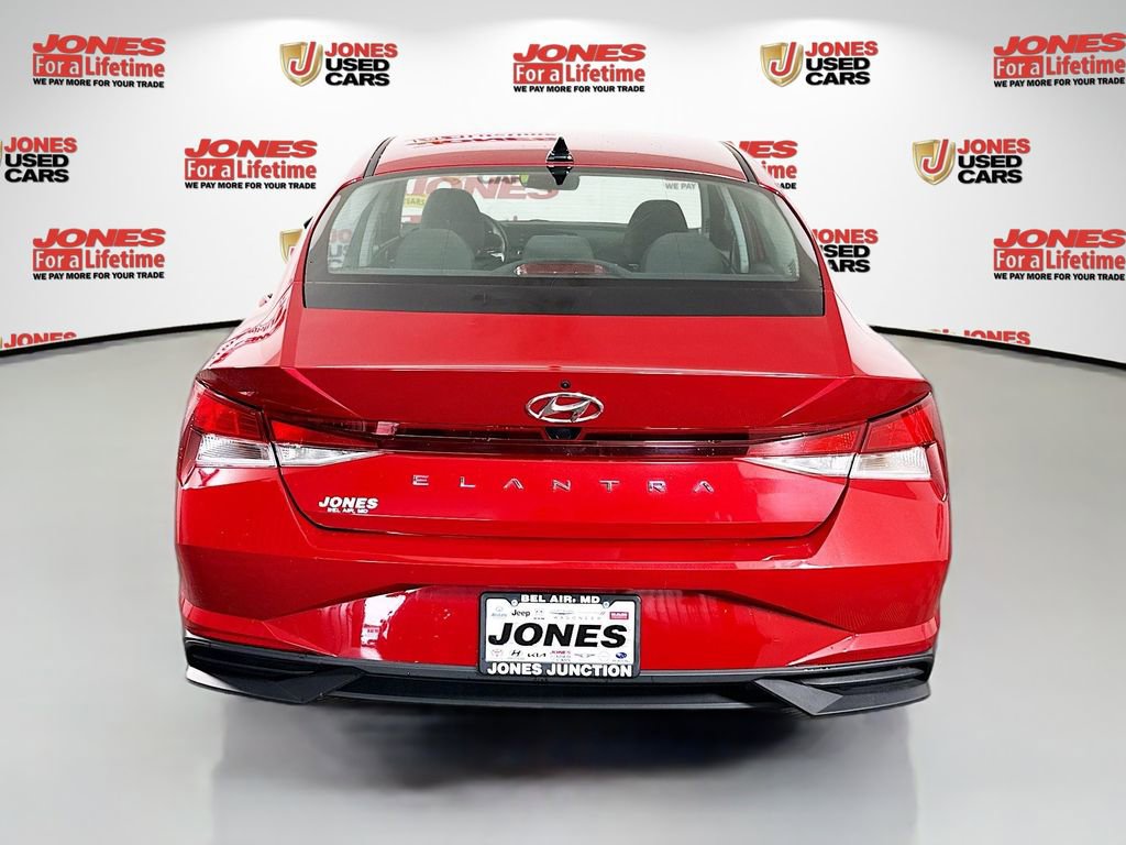 Certified 2023 Hyundai Elantra SEL w/ Cargo Package FWD image 14
