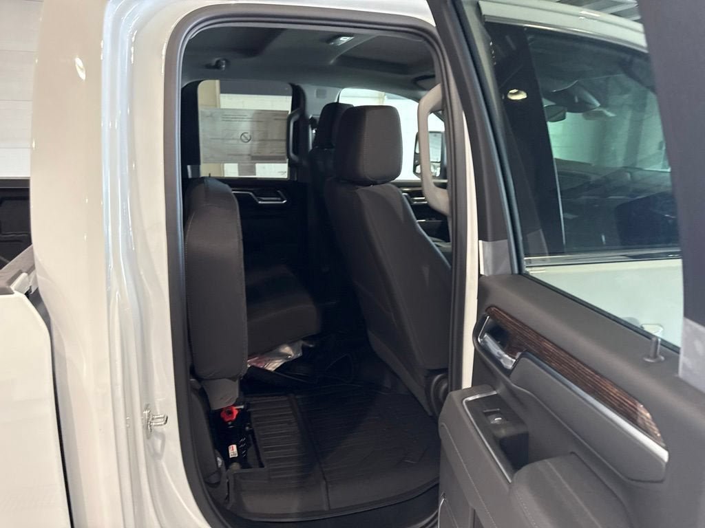 New 2026 GMC Sierra 2500 SLE w/ SLE Value Package; AWD/4WD image 16