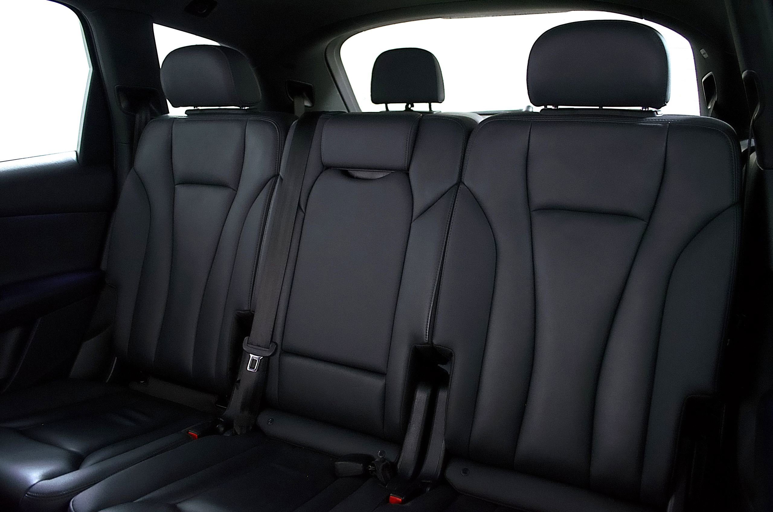 Used 2021 Audi Q7 3.0T Premium image 17