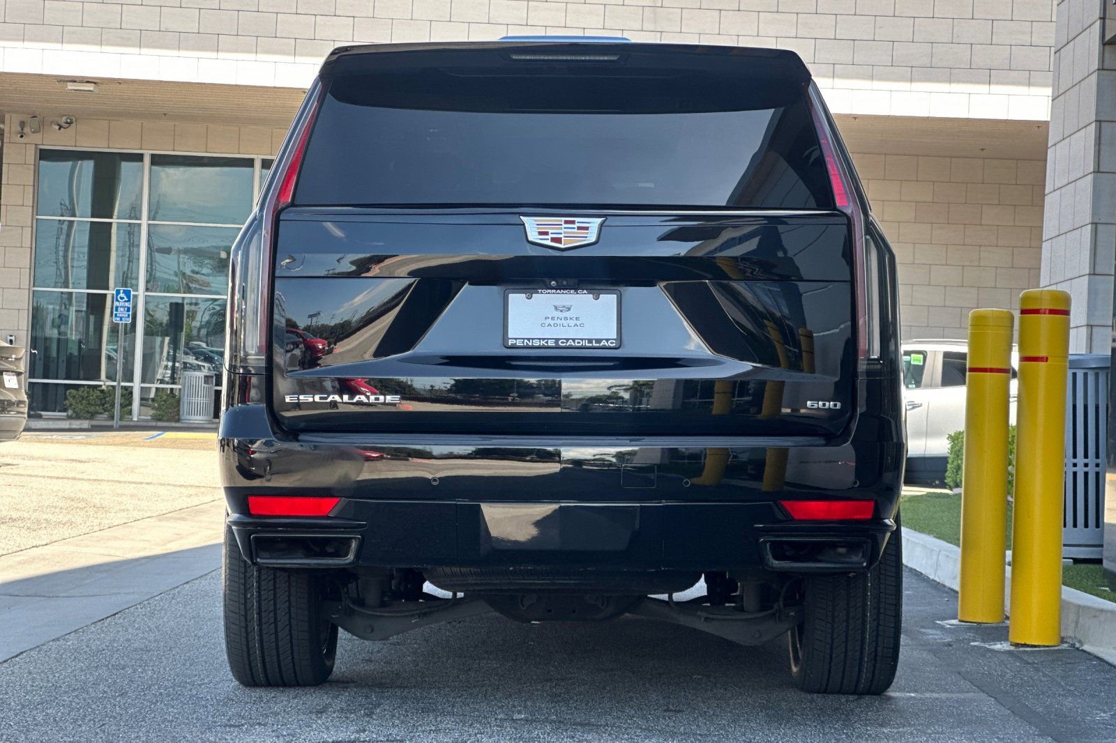 Used 2022 Cadillac Escalade Sport Platinum image 5