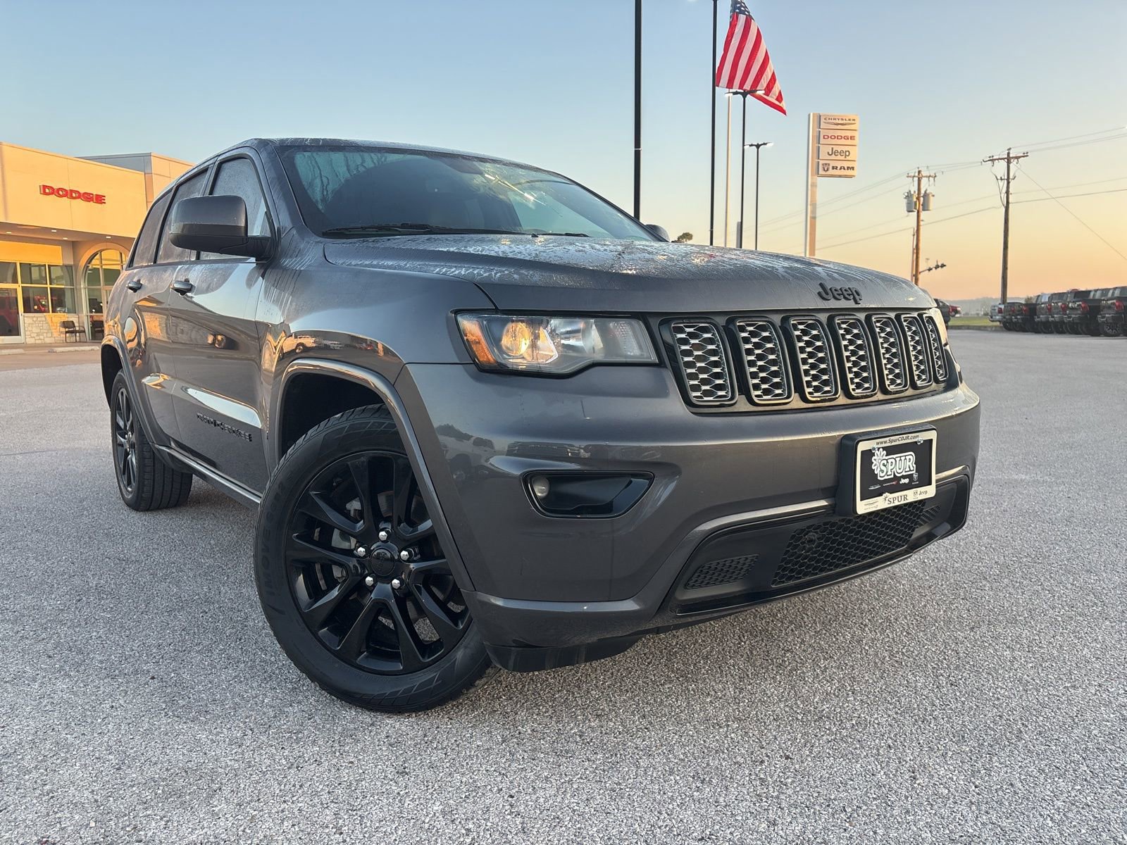 Used 2019 Jeep Grand Cherokee Altitude