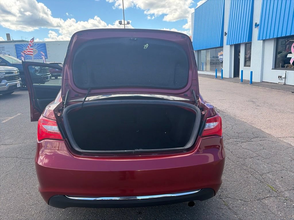 Used 2014 Chrysler 200 LX FWD image 25