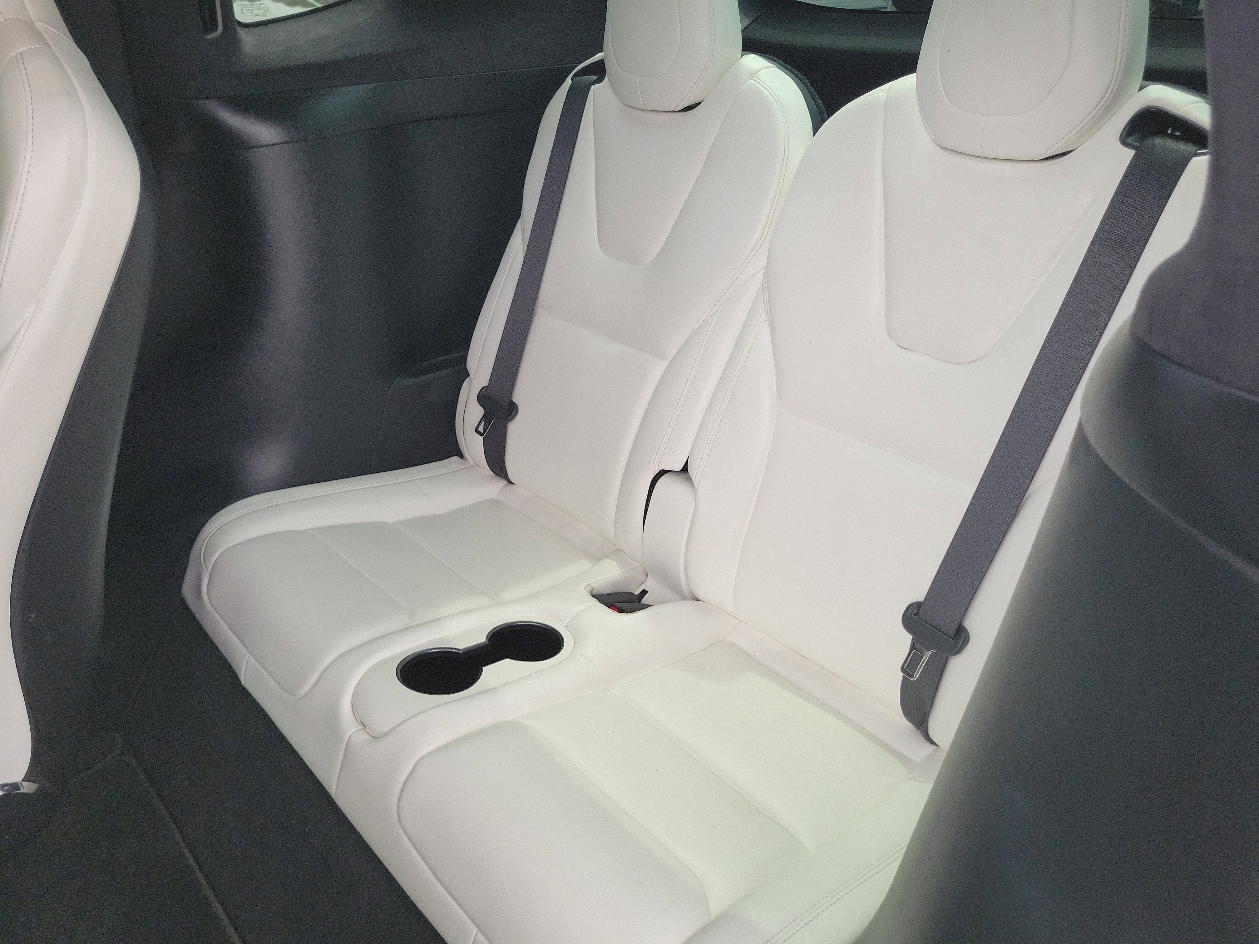 Used 2020 Tesla Model X image 22