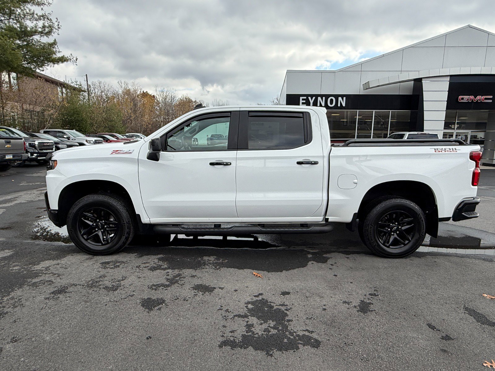 Used 2019 Chevrolet Silverado 1500 LT Trail Boss image 2