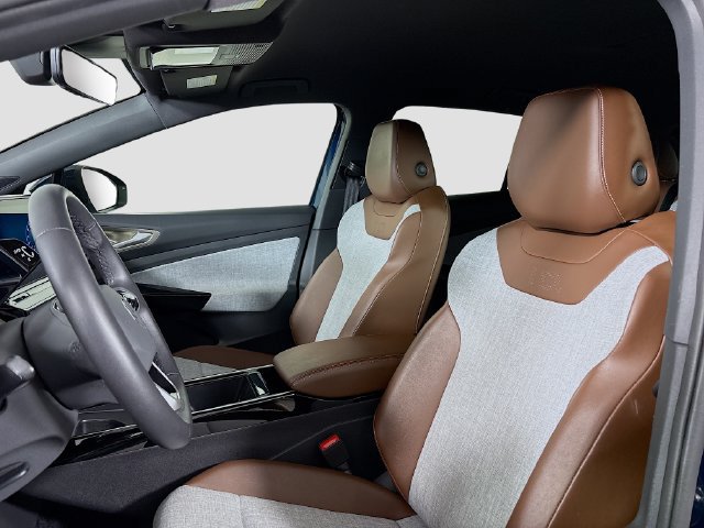Certified 2023 Volkswagen ID.4 Pro AWD/4WD image 24