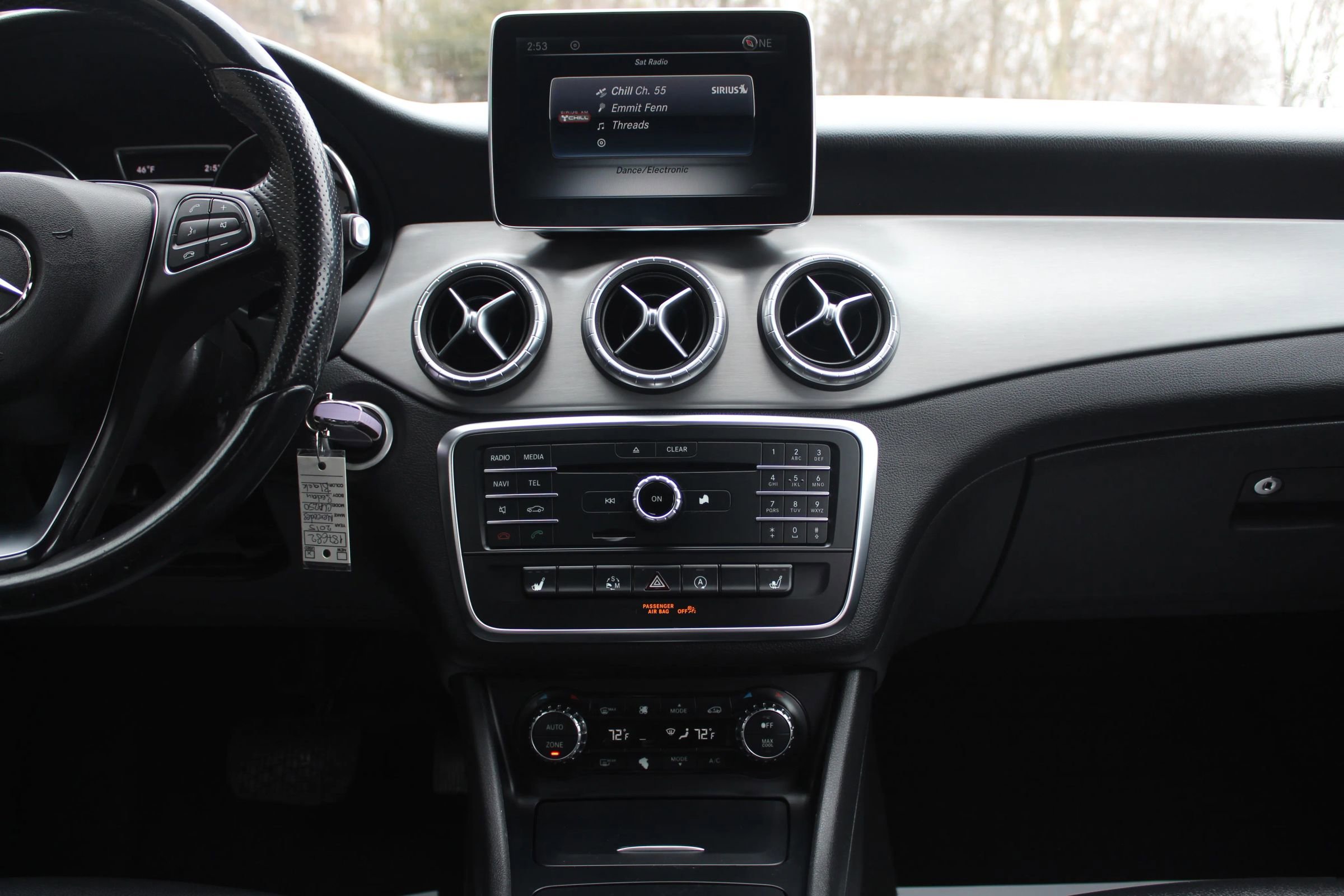 Used 2015 Mercedes-Benz CLA 250 4MATIC image 21