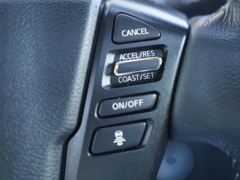 Used 2024 Nissan Frontier SL w/ Technology Package image 23