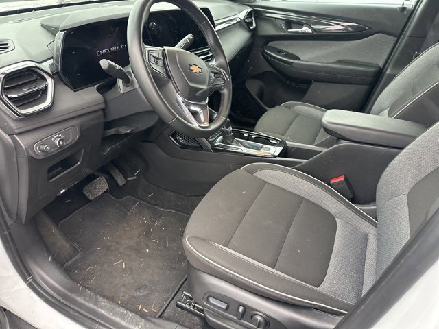 Used 2024 Chevrolet TrailBlazer LT w/ Convenience Package image 5