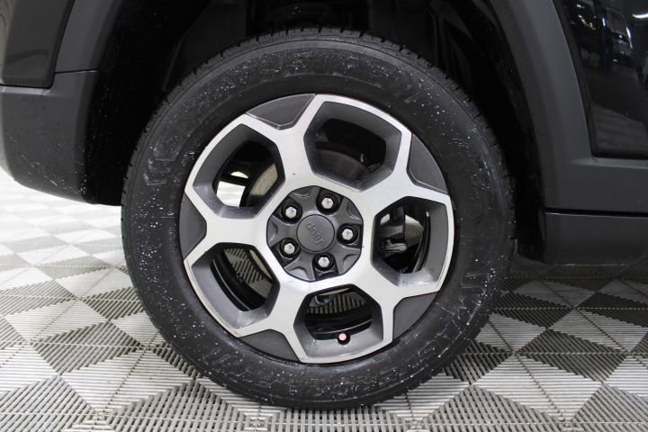 Used 2022 Jeep Compass Trailhawk w/ Trailhawk Convenience Group image 34