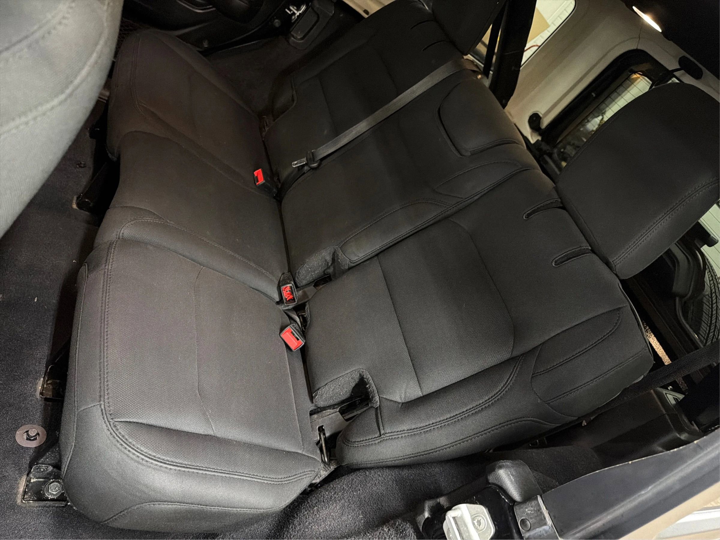 Used 2019 Jeep Wrangler Unlimited Sport S image 30