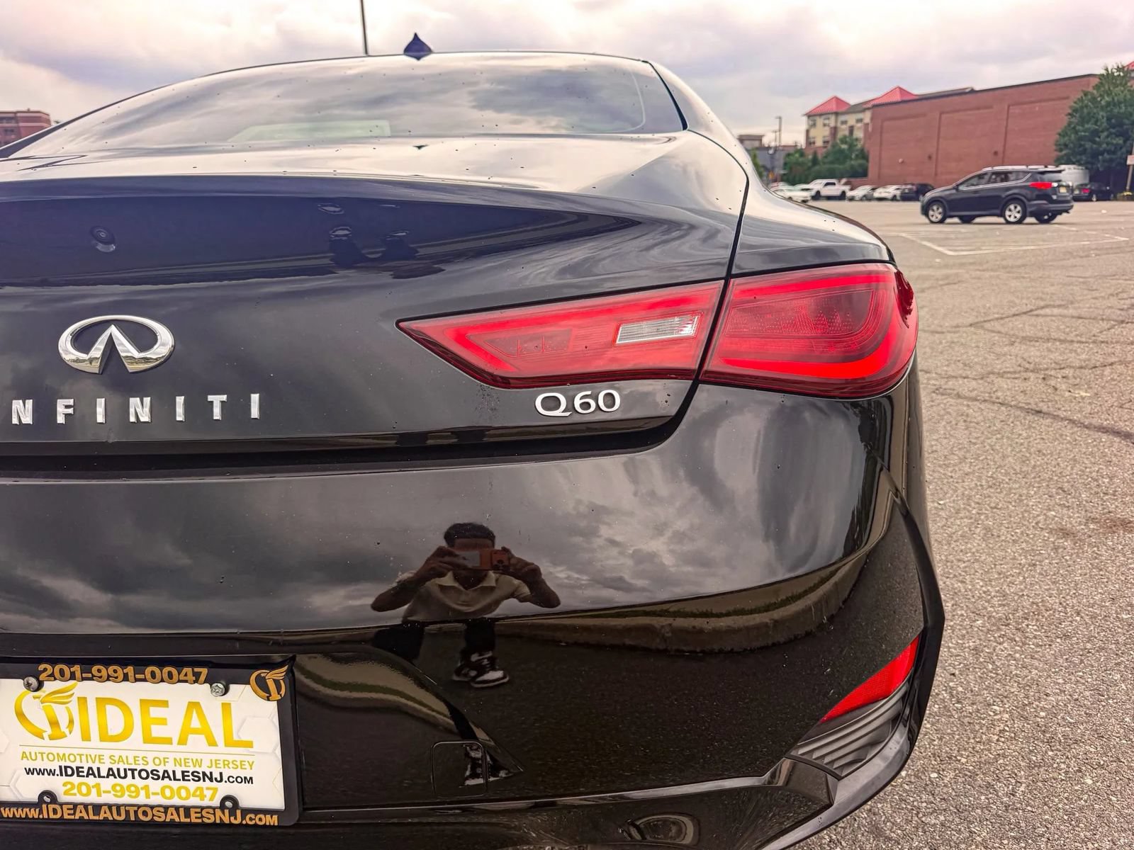 Used 2018 INFINITI Q60 3.0t Luxe AWD/4WD image 10