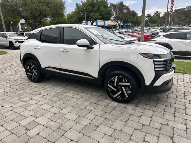 Used 2025 Nissan Kicks SV FWD image 15