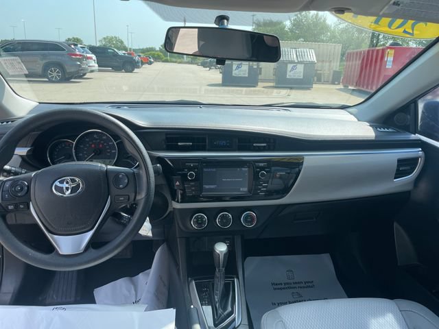 Used 2014 Toyota Corolla LE FWD image 23