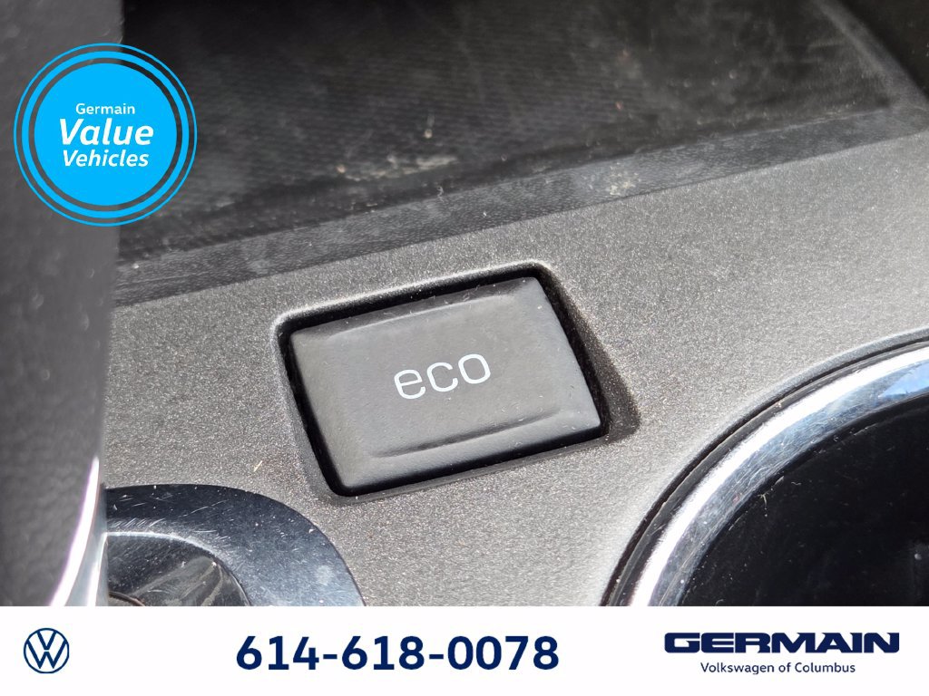 Used 2017 GMC Terrain SLE w/ Chrome Edition FWD image 29