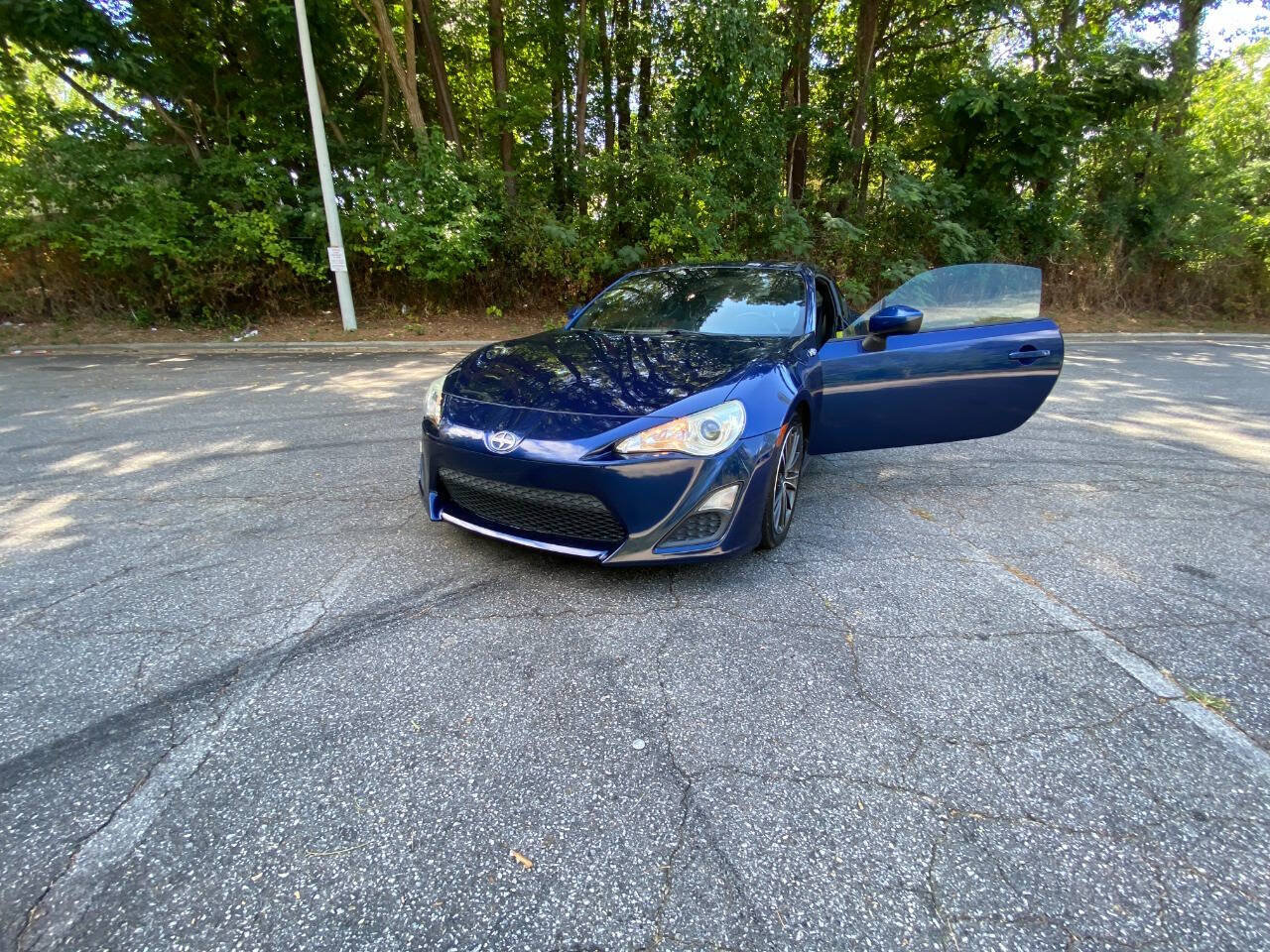 Used 2015 Scion FR-S RWD image 40