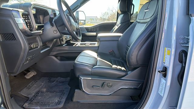 New 2026 Ford F250 Platinum image 9