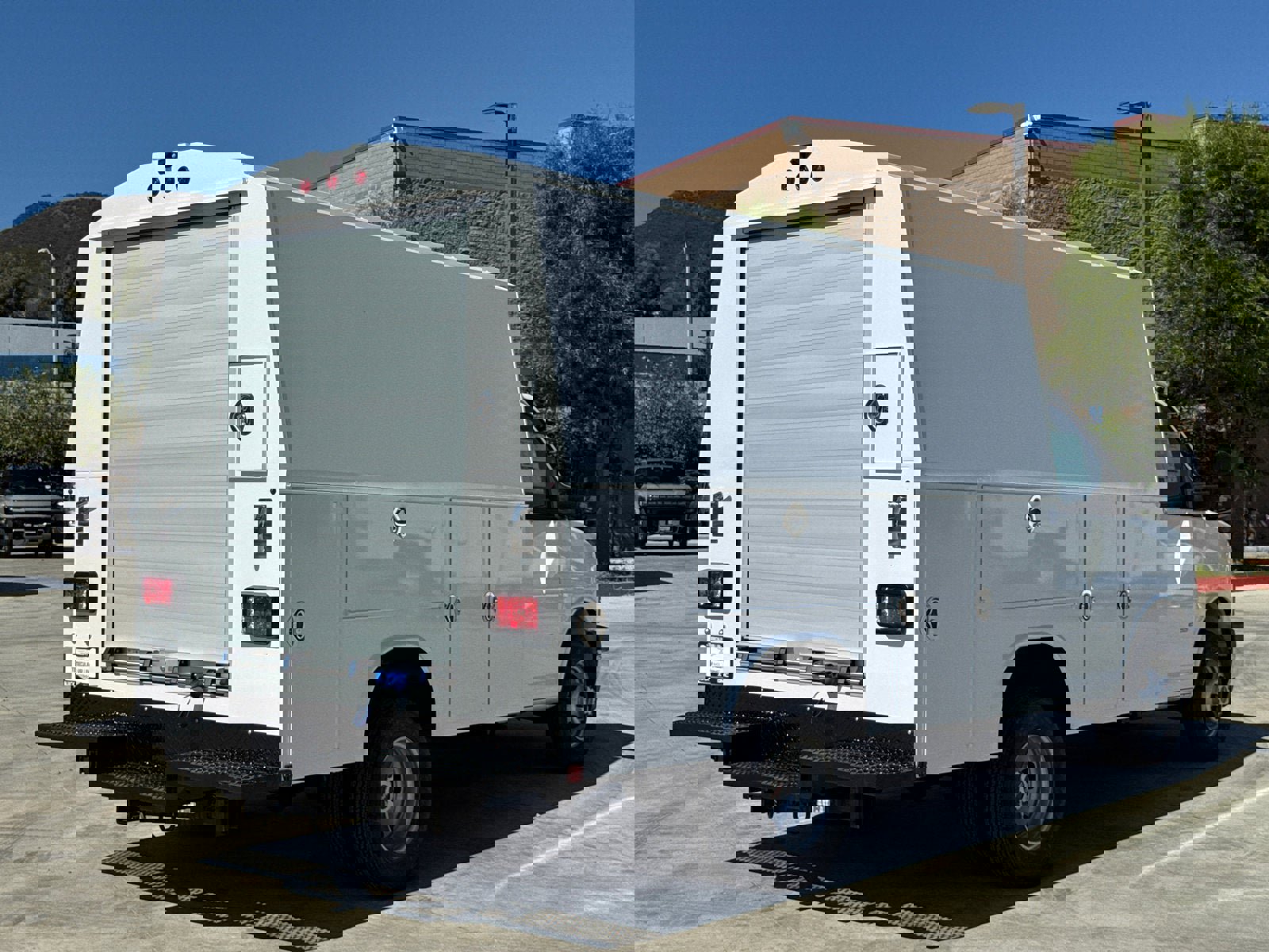 New 2025 GMC Savana 3500 w/ Power Convenience Package image 13