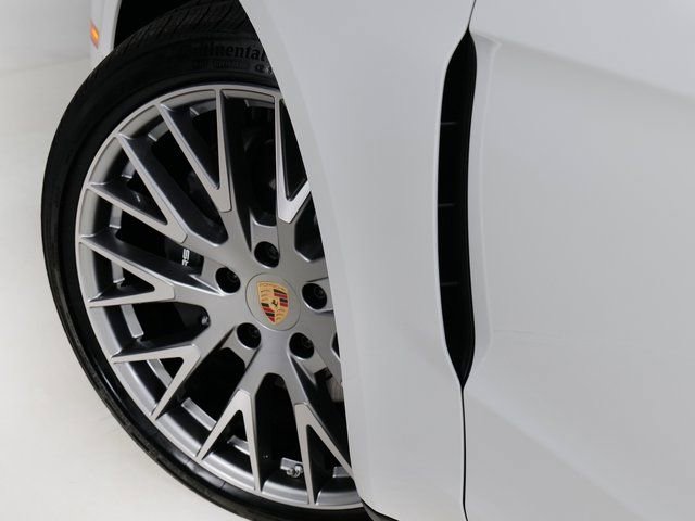 New 2025 Porsche Panamera 4 image 25
