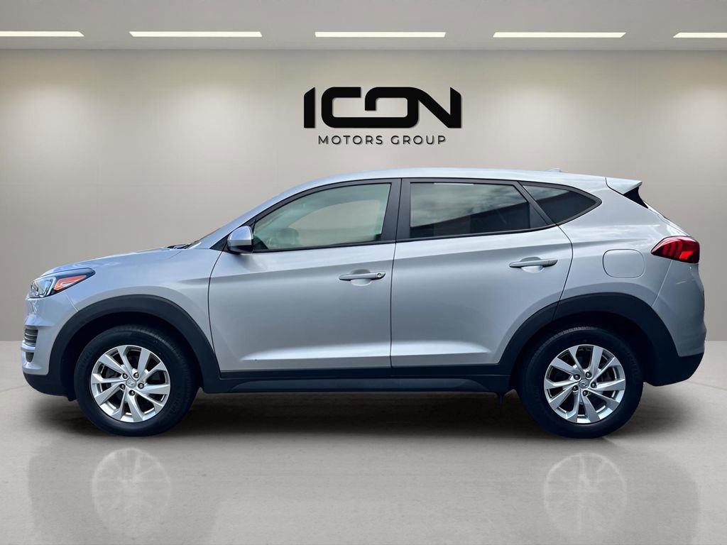 Used 2021 Hyundai Tucson SE image 2