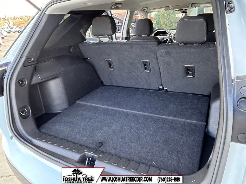 Used 2023 Chevrolet Equinox LT image 28