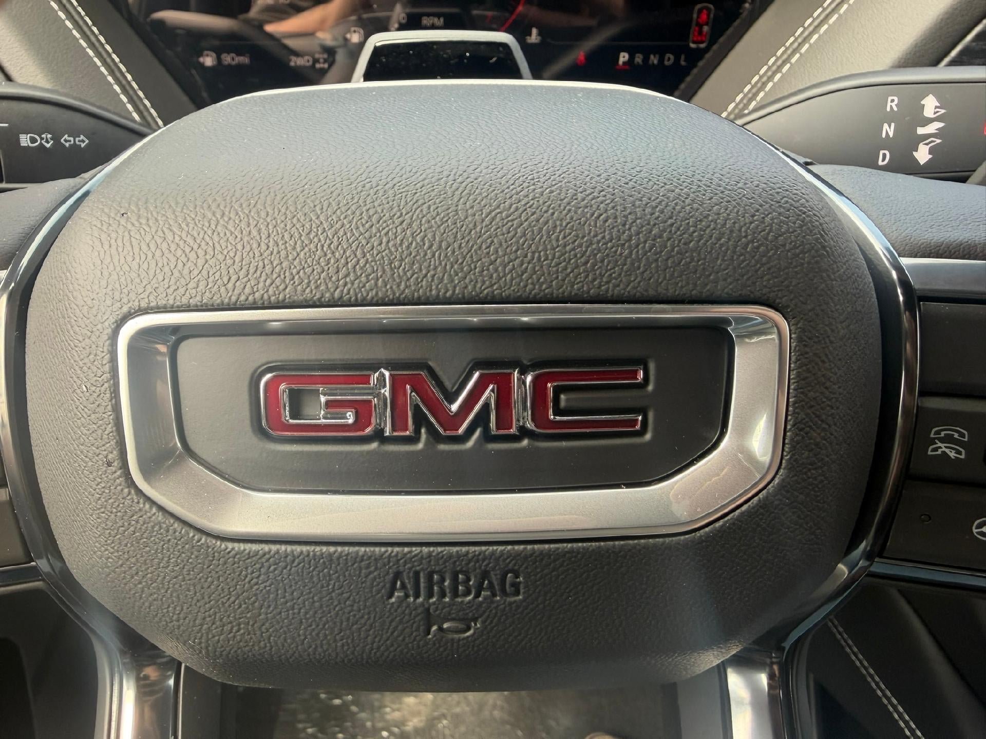New 2026 GMC Yukon AT4 Ultimate w/ LPO, Floor Liner Package AWD/4WD image 24
