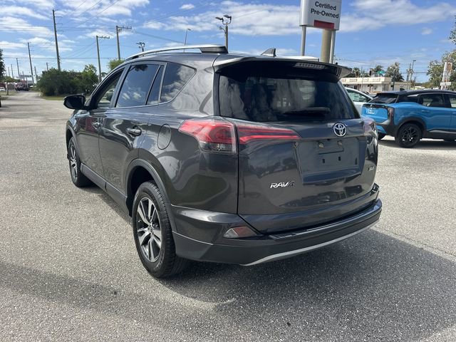 Used 2018 Toyota RAV4 XLE image 9